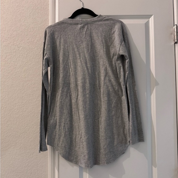 First Love Gray long sleeve maternity shirt - Picture 5 of 8